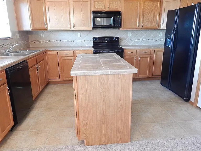 3930 Pronghorn Meadows Cir — Photo 2