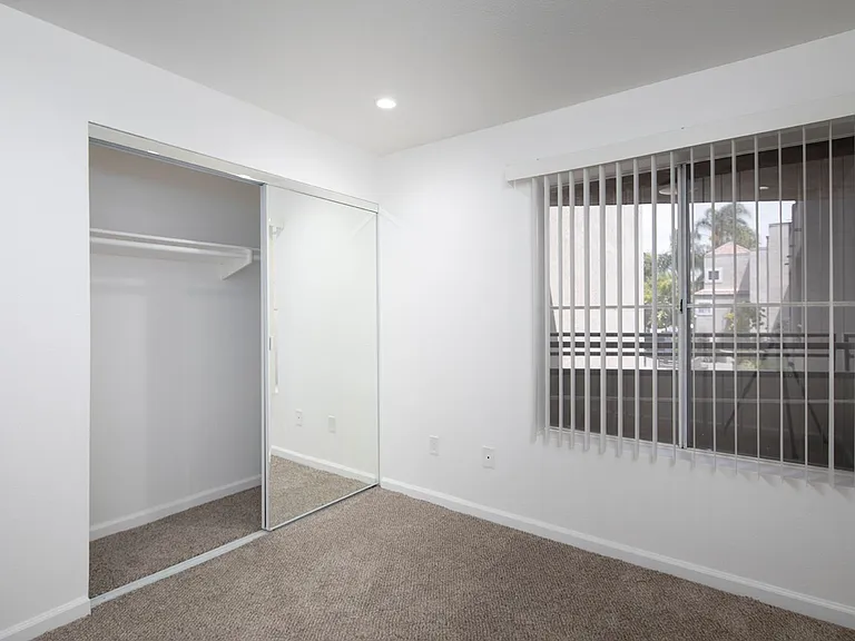 Mission Pacific Apartments — Photo 67