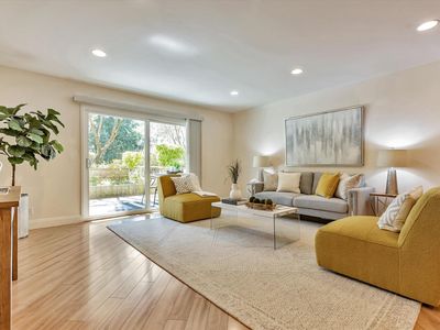 300 N Civic Dr APT 204, Walnut Creek, CA, 94596