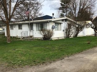 110 N 4th St E, Chewelah, WA 99109
