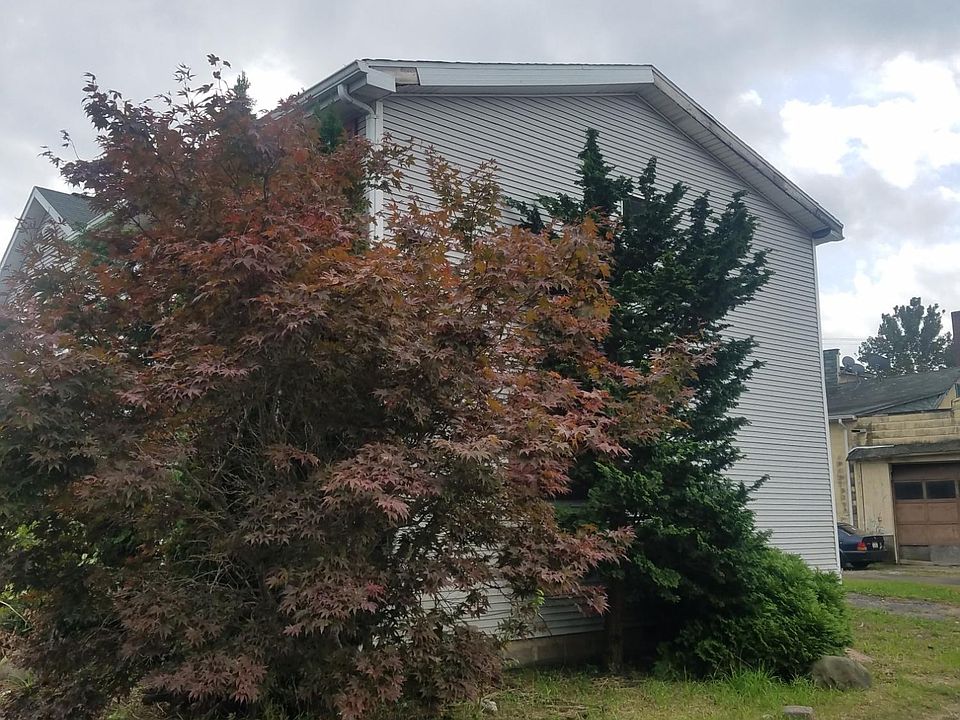 2nd image of 254 Swetland St