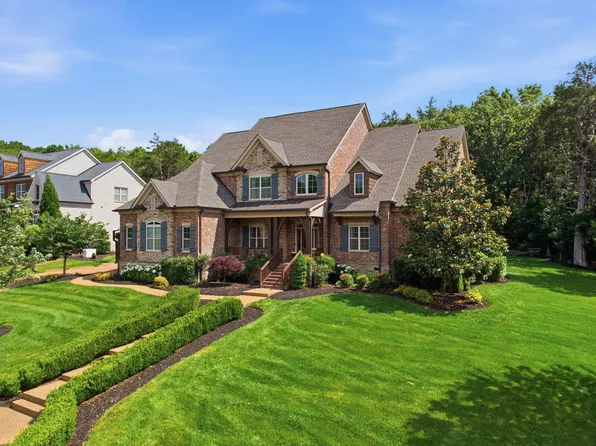 9618 Stonebluff Dr, Brentwood, TN 37027