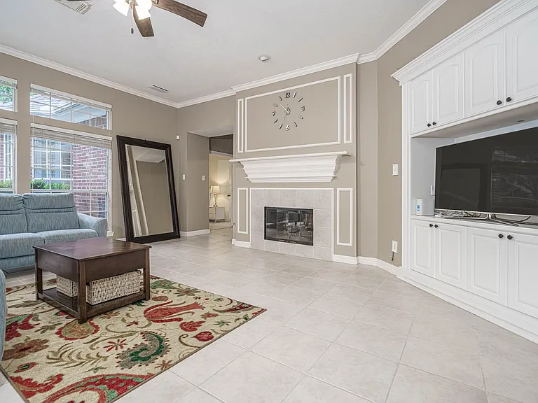 5415 Emerald Brk — Photo 23