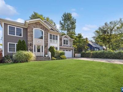 346 Continental Ave, River Edge, NJ, 07661