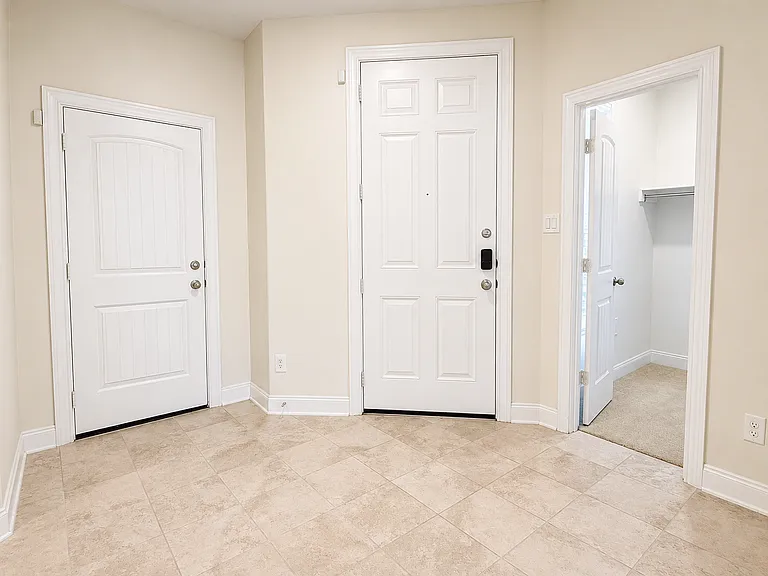 2101 Split Diamond Way — Photo 17