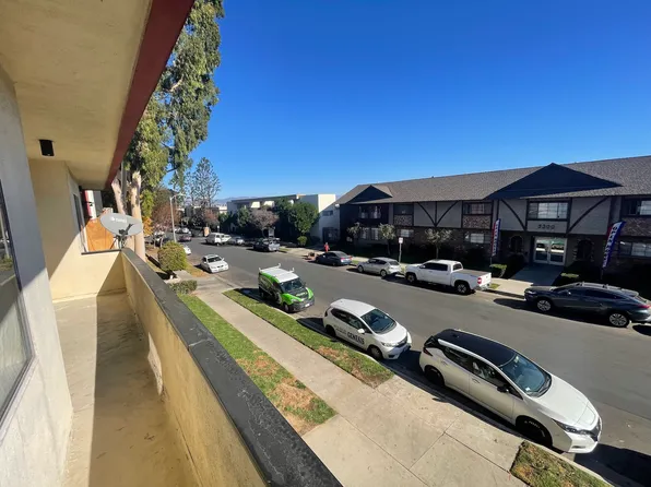 (undisclosed Address), Encino, CA 91316