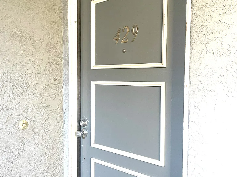 26922 Flo Ln #429 — Photo 2