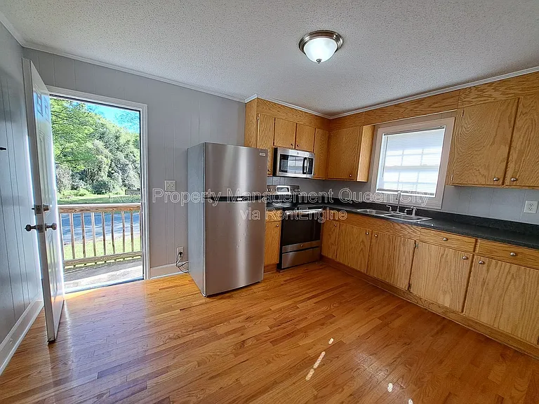 112 Miller St — Photo 4