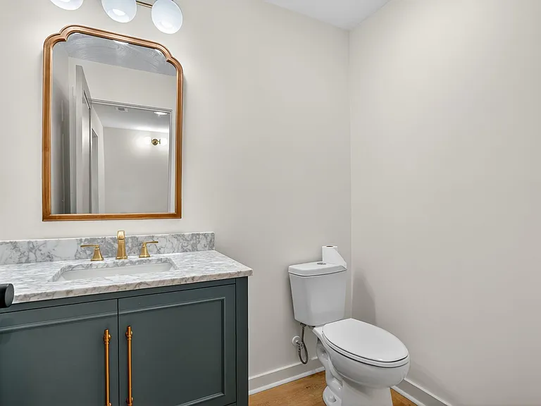 226 Maco Ter — Photo 19