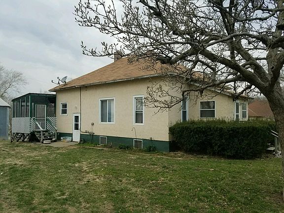 5th image of 711 Kearney Ave