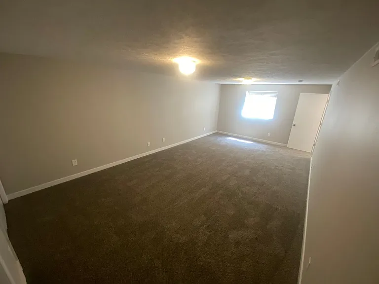 6926 N Old Fort Dr — Photo 34