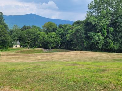 2 Kingsmont Ln, Adams, MA, 01220