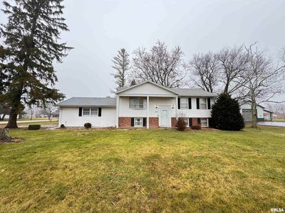 200 E Franklin St, Henderson, IL, 61439