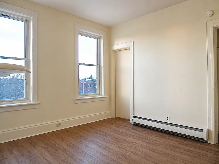606 4th St #3 — Photo 12