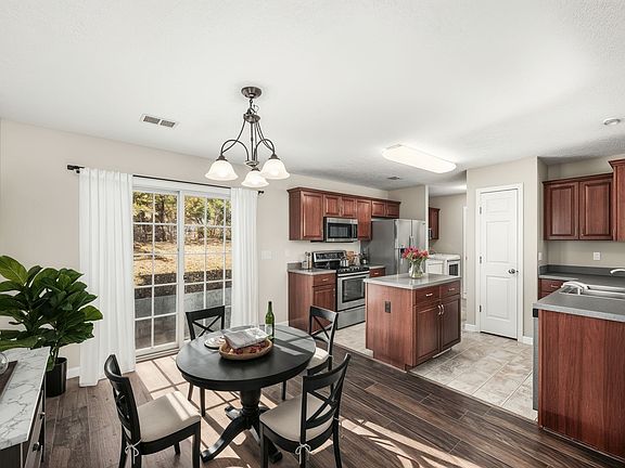 5th image of 712 Kelsey Ct