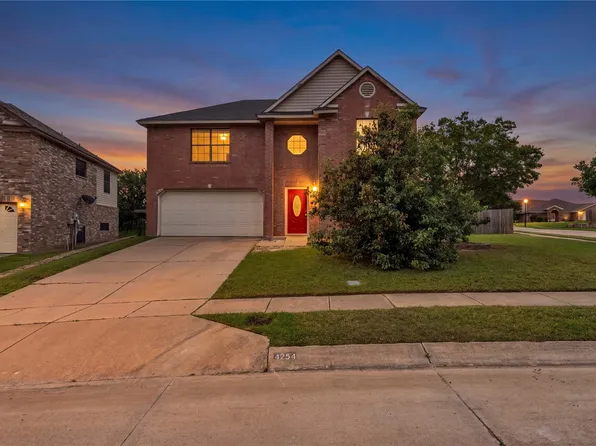 4254 Birch Creek Rd, Fort Worth, TX 76244