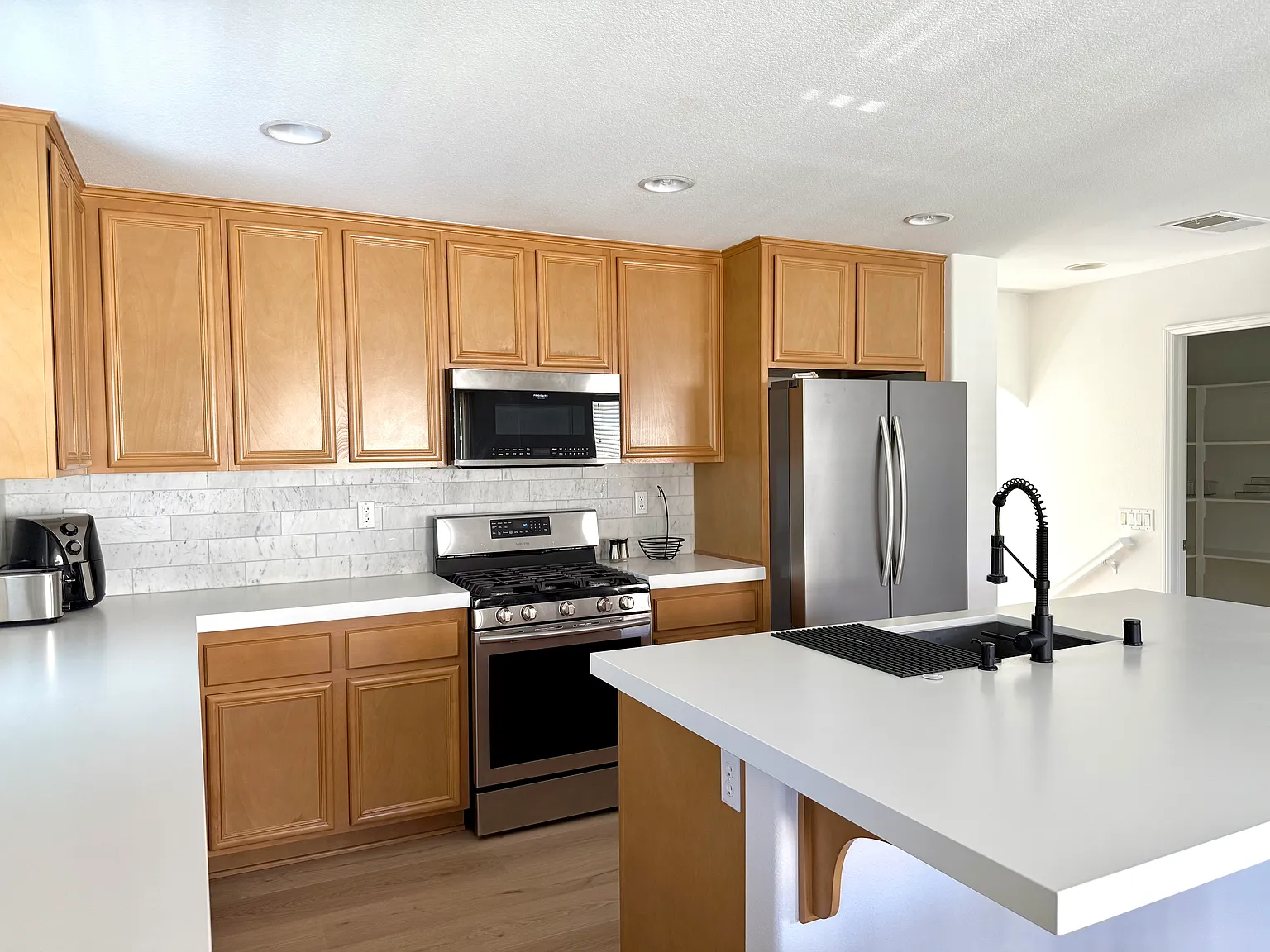 10356 Sparkling Dr — Photo 1