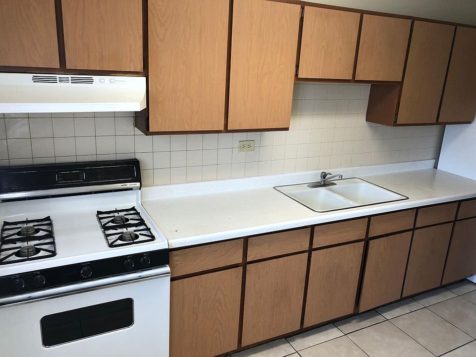 1st image of 1635 Sunset Ave APT 4