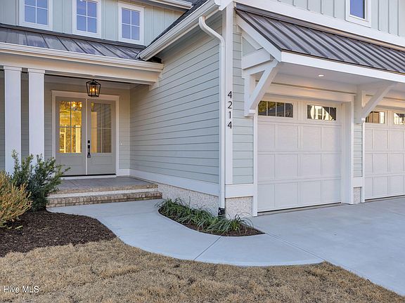 4th image of 4214 Watersail Drive #157