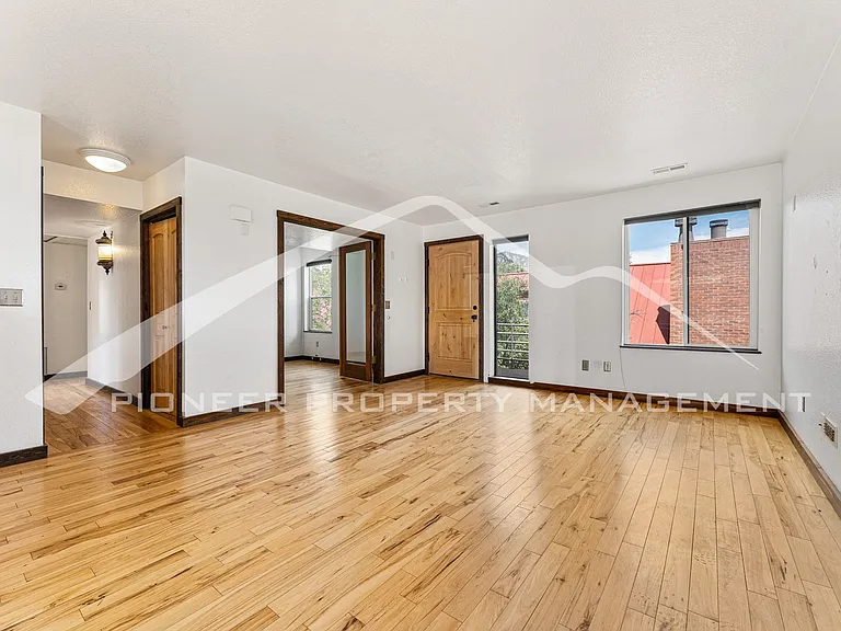 780 Walnut St #D — Photo 6