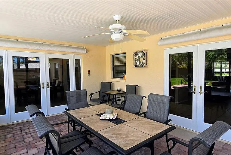 3803 Easton St — Photo 25