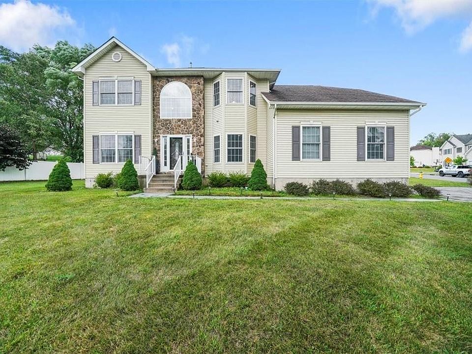 1st image of 2081 Independence Drive