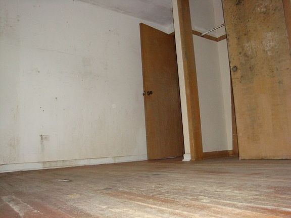 5th image of 5234 S Keeler Ave