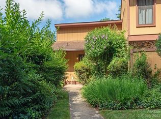 120 Colony Dr, Arden, NC 28704