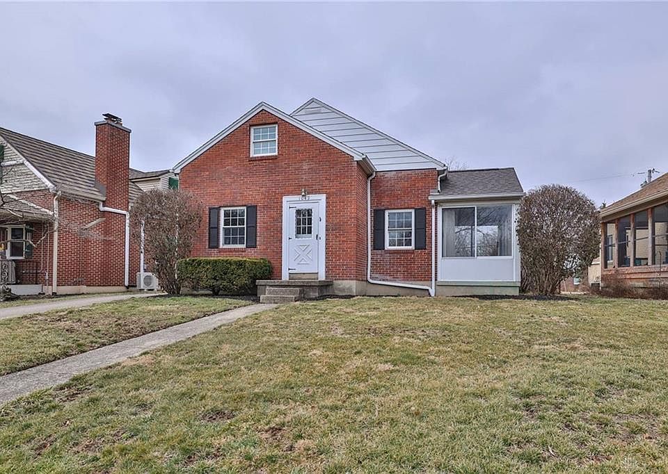 1st image of 1049 Broadmoor Dr