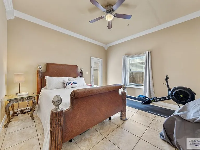 102 W Aries Dr #A — Photo 12