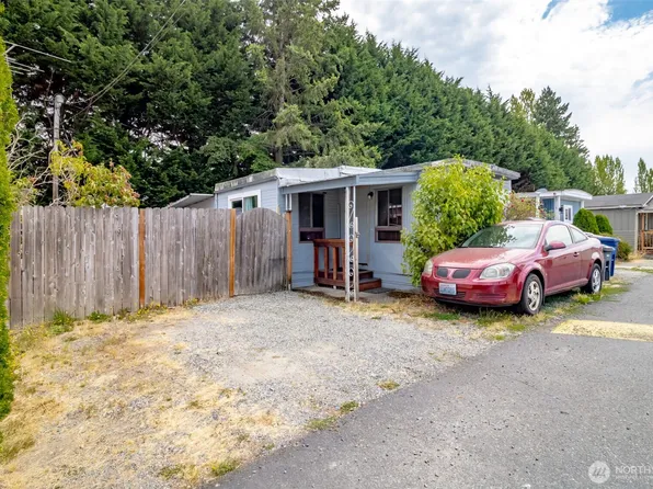 1831 S 268th Street #3, Des Moines, WA 98198