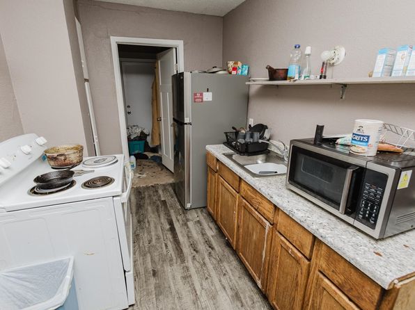 wichita-kansas-443167402 picture