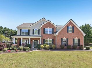 321 Meadowcrest Cir, Canton, GA 30115