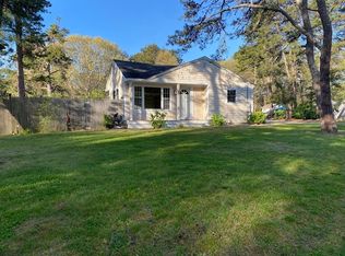 14 Andersen Ave, East Sandwich, MA 02537