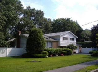 39 Marla Cir, Newton, MA 02459