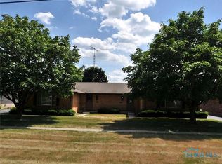 3102 Seaman St, Oregon, OH 43616