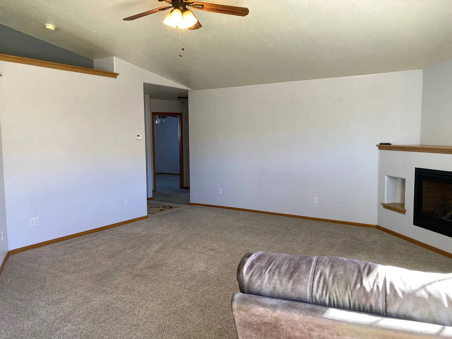 3 bed, 1574 sqft, $2,900 — Photo 4