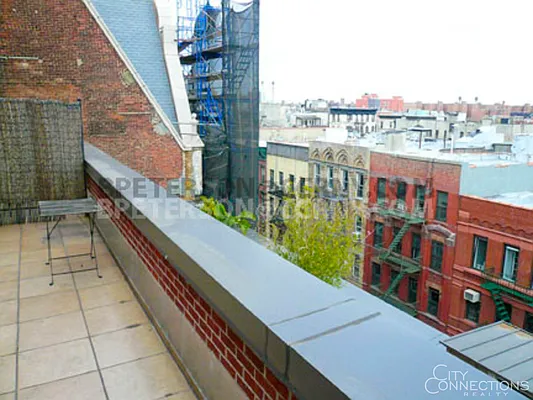 Rented by City Connections Realty | media 33