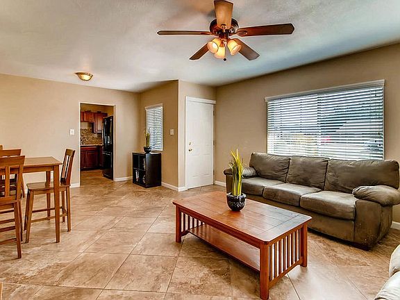 3rd image of 2334 E Mitchell Dr