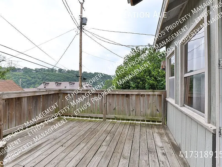 203 Recreation Ave #203 RECREATION AVE — Photo 2