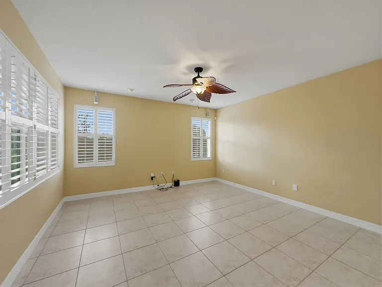 718 Bunker View Dr — Photo 8