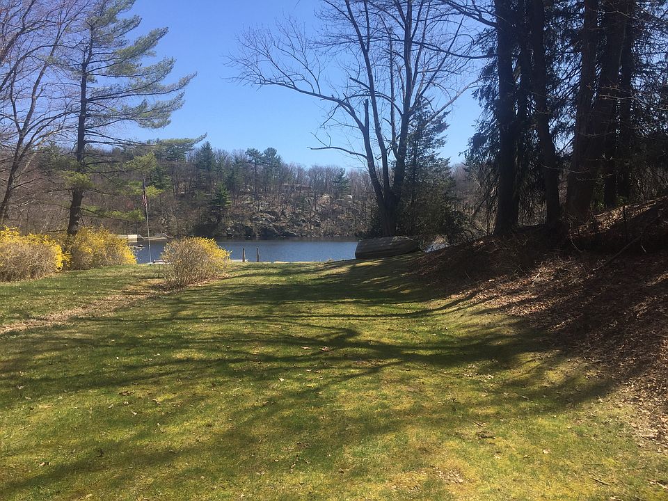 92 Broadway, West Milford, NJ 07480 Zillow