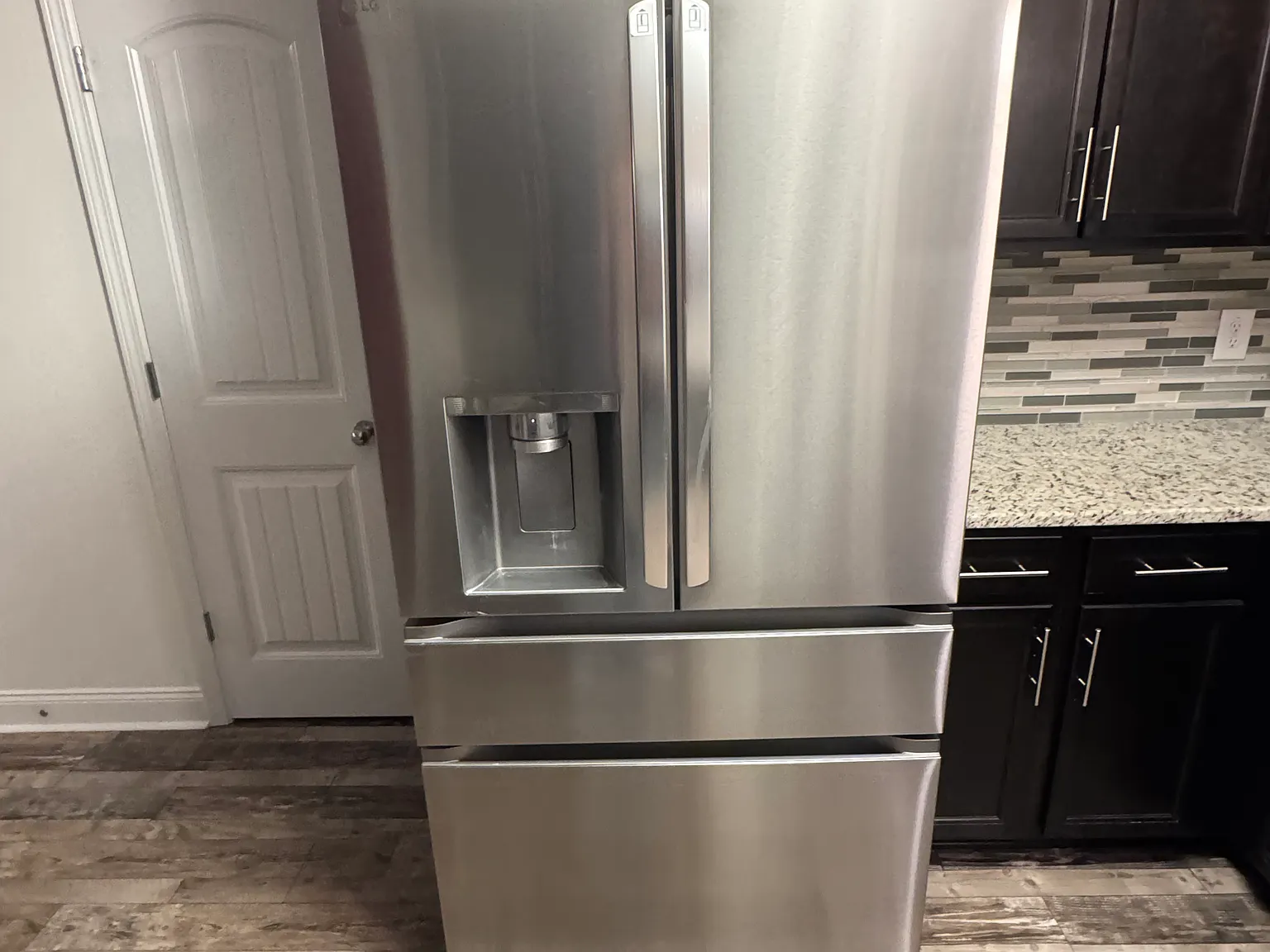 4 bed, 2117 sqft, $2,200 — Photo 3