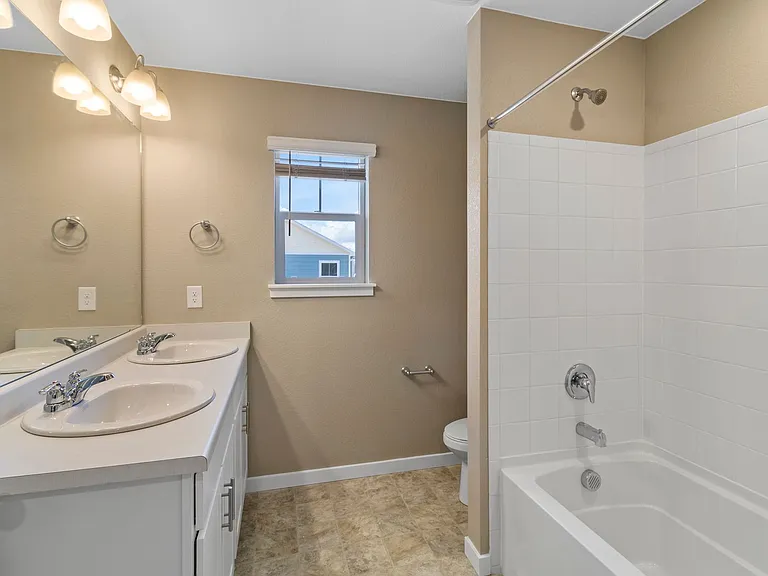 827 N Quatar St — Photo 20