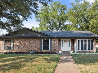 767 NW Ann Lois Ln, Burleson, TX 76028