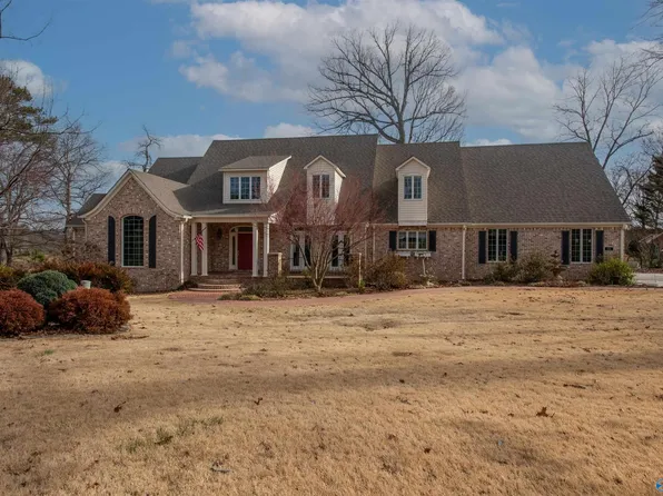 68 Windchime Ln, Boaz, AL 35957