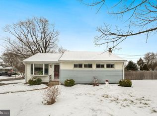 1831 Jackson St, Cinnaminson, NJ 08077
