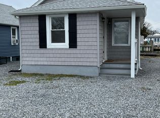 91 Central Ave, Amityville, NY 11701