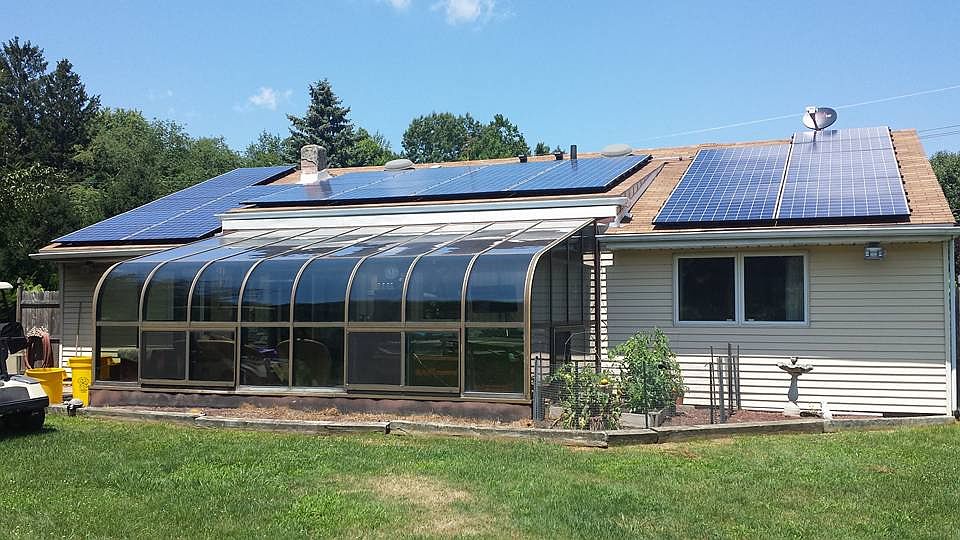 2nd image of 819 Village Rd W