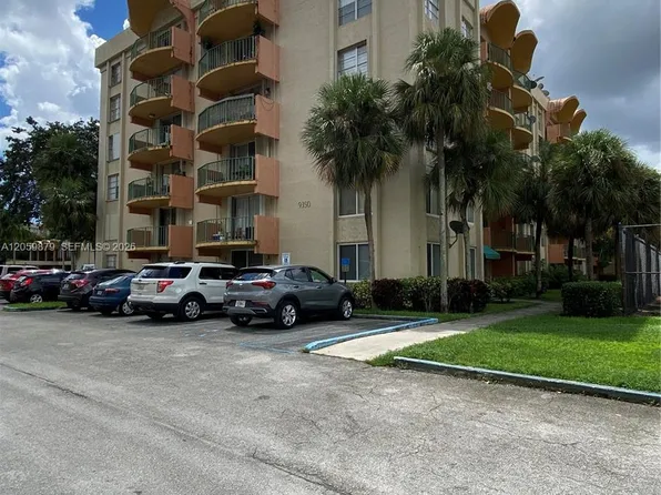 9350 Fontainebleau Blvd, Miami, FL